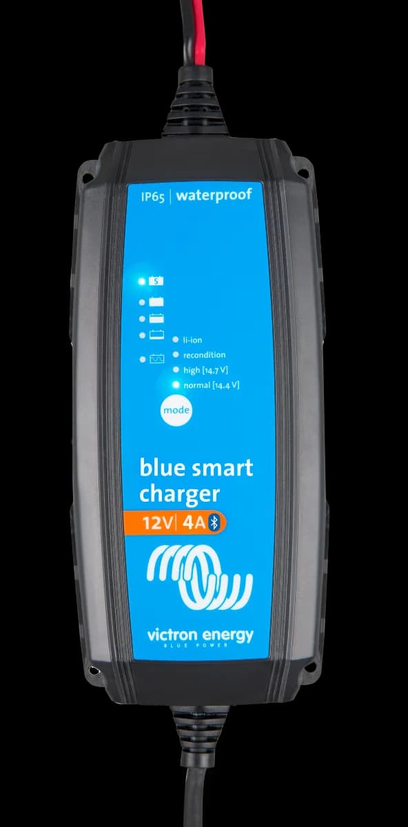 Victron Blue Smart IP65s Charger 12/4(1) 230V CEE – bilde 1 av 3
