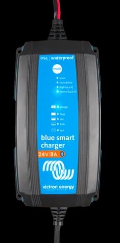 Victron Blue Smart IP65 Charger 24/8+DC Connector